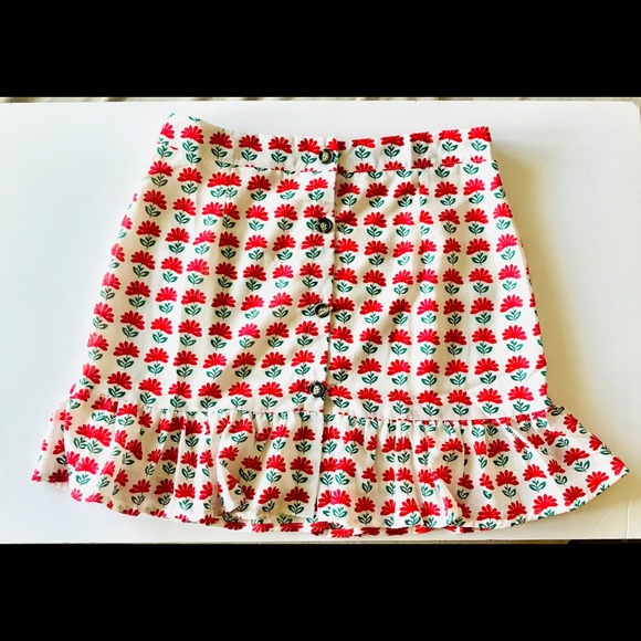 Red and Green Skirt 🌺 - Picture 1 of 8